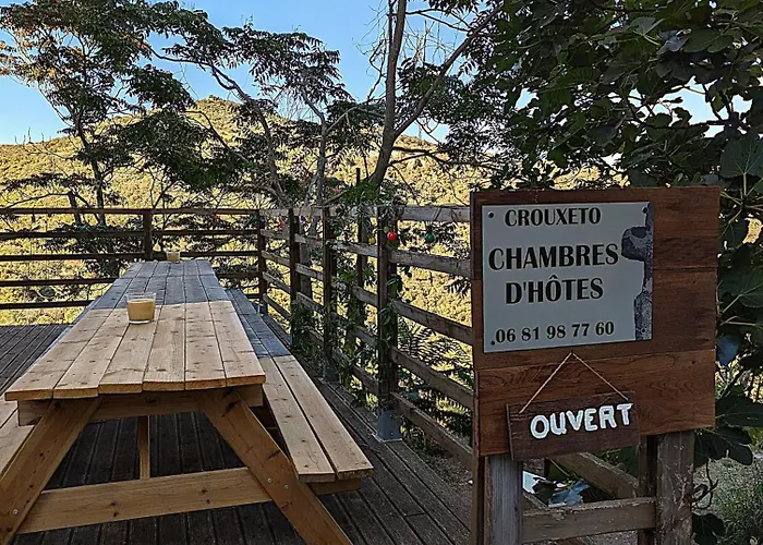 Crouxeto D'hote Bed & Breakfast